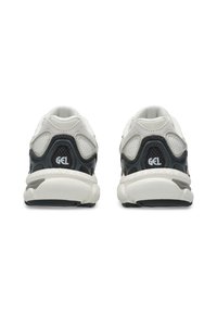 ASICS SportStyle GEL-NYC PS - Tenisky - cream smoke grey