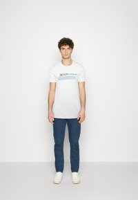 TOM TAILOR DENIM Triko s potiskem - white