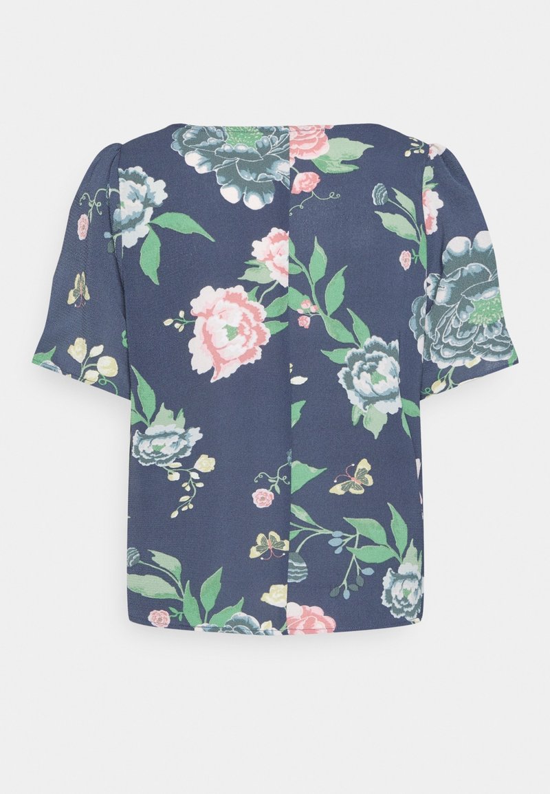 Krátký rukáv blůza z tmavě námořnické látky, s květinovým vzorem s růžovými a zelenými akcenty. Mírně volný střih, kulatý výstřih.