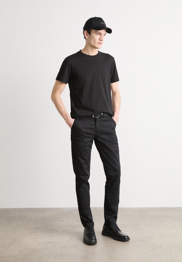 LOGO TAPE TEE - Basic T-shirt4