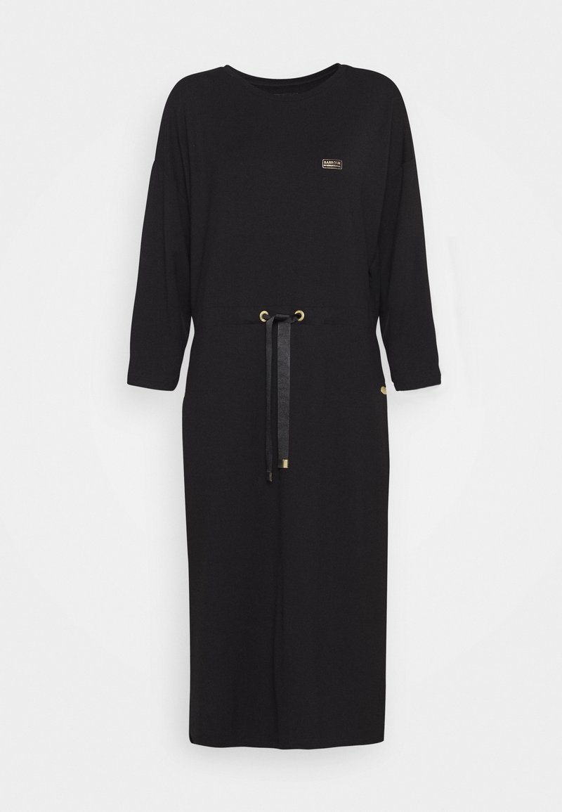 Czarna sukienka wykonana z miękkiego materiału, z długimi rękawami, okrągłym dekoltem oraz zapięciem w talii na sznurek z złotymi akcentami i etykietą z logo.