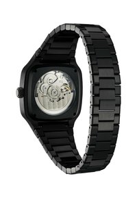 Schwarze Quadrat-Uhr mit transparentem Gehäuseboden, automatischem Uhrwerk und einem schwarzen Metallarmband. Verfügt über gebürstete und polierte Akzente.