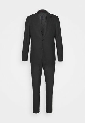 Suit - black