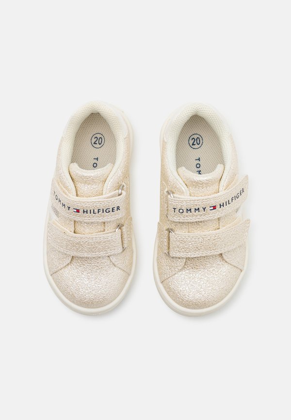 LOGAN - Trainers - platinum2