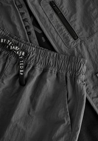 Baker by Ted Baker REGULAR FIT SET czarny