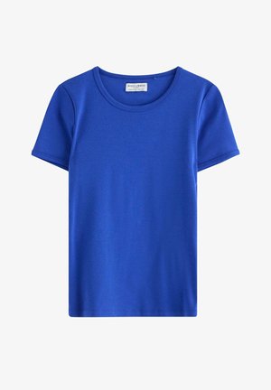 Kiinteä kuninkaansininen lyhythihainen t-paita pyöreällä kaula-aukolla, siististi ommellut reunat ja pieni merkkilappu kaula-aukon kohdalla.