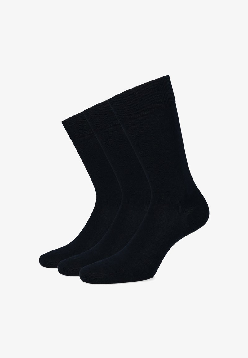 Trzy pary czarnych bawełnianych skarpetek o gładkiej fakturze, z prążkowanym ściągaczem i klasycznym długością sięgającą do kostki.