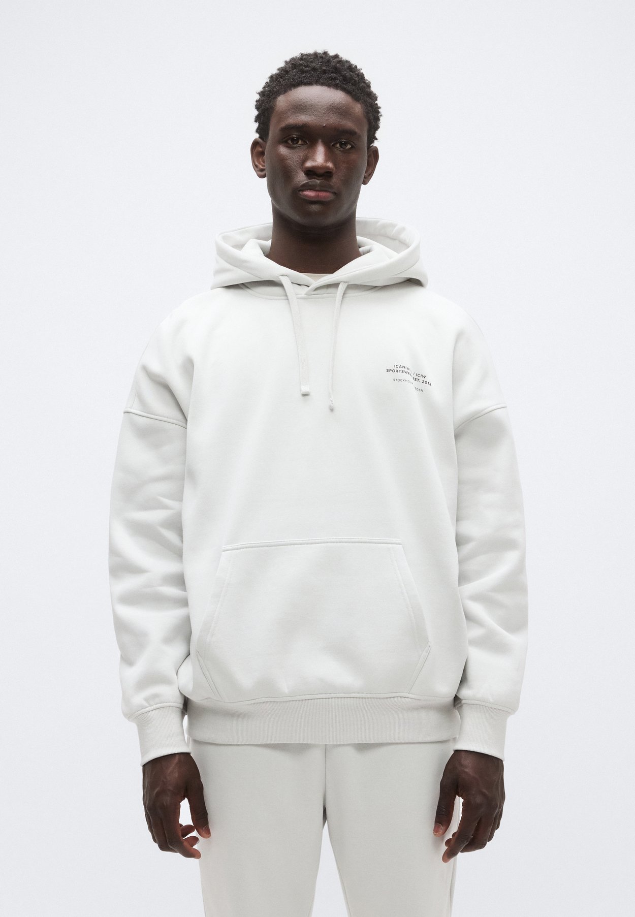 EVERYDAY RELAXED HOODIE
