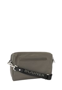 Grå nylon crossbody-väska med dragkedjestängning, justerbar rem med "BOGNER"-logotyp och en bakre dragkedjelås.