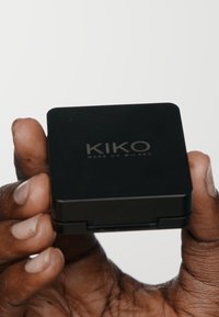 Thumbnail Image 2
