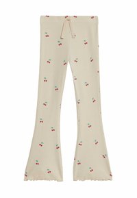 Pantalones de campana de color crema, hechos de material suave, con un estampado de cerezas rojas y hojas verdes, terminados con una cintura ajustable.