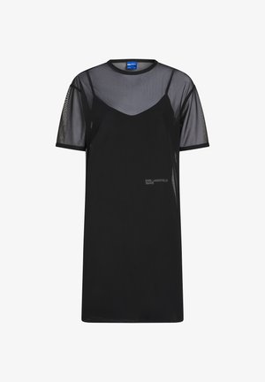 Czarna sukienka z przezroczystą siateczkową warstwą, krótkimi rękawami i dekoltem w serek. Tekst logo z przodu blisko dołu.