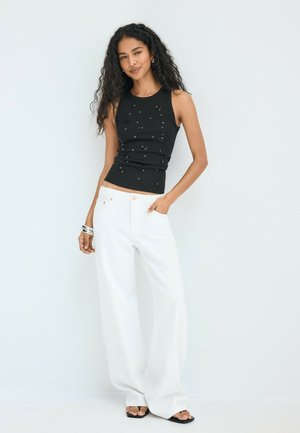Stradivarius, JEWELLED RACERBACK TOP - Débardeur - black