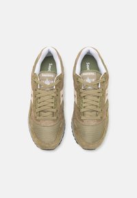 Saucony SHADOW 5000 UNISEX - Sportbačiai - sage