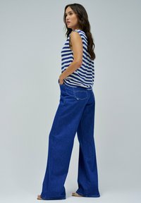 Salsa Jeans REGULAR - Camiseta estampada - blau