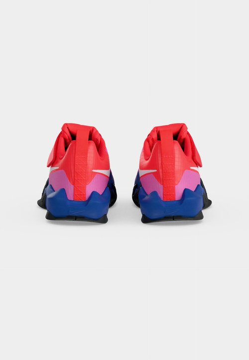 Nike ST DYNAMITE UNISEX - Zapatillas de baloncesto - bright crimson/white/game royal/black/playful pink — photo 4