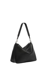 Sac à main en cuir noir de forme triangulaire, avec une fermeture éclair et une seule sangle réglable. Doté d'une texture lisse et d'un design minimaliste.