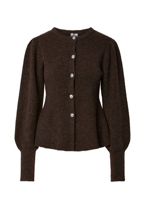 Brun ribstrikket cardigan med rund halsudskæring, lange pufærmer og fem dekorative knapper ned foran. Tekstureret strikket stof.