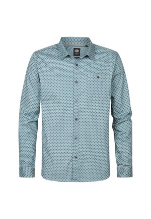 Cămașă bleu deschis, cu guler clasic, care prezintă un model geometric. Mâneci lungi și țesătură fină cu textură, completată de nasturi în contrast.