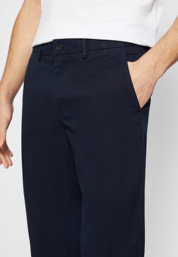 CORE DENTON - Chinos - desert sky2