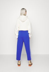 adidas Originals Träningsbyxor - blue