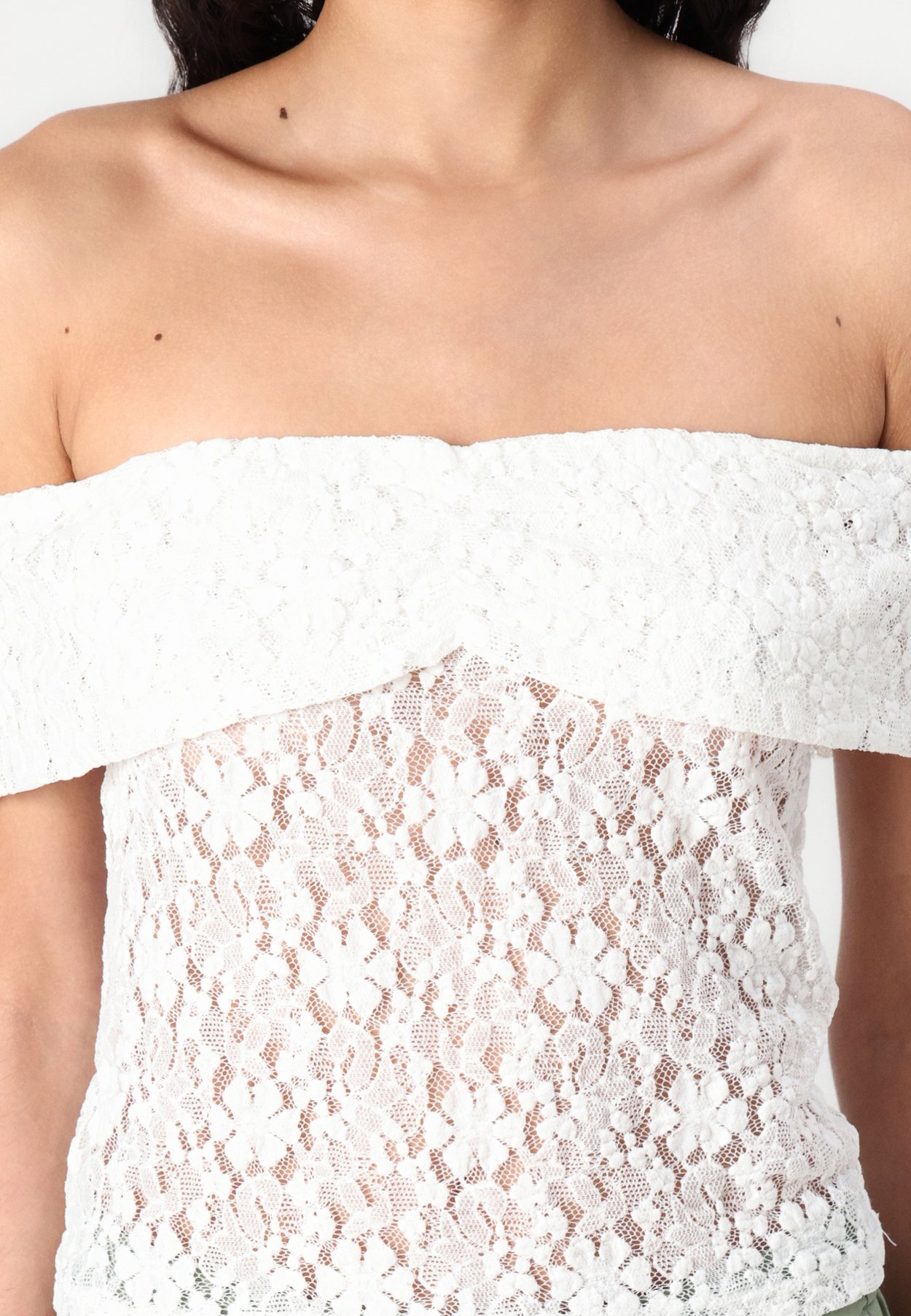 ONLLORENZA OFF SHOULDER