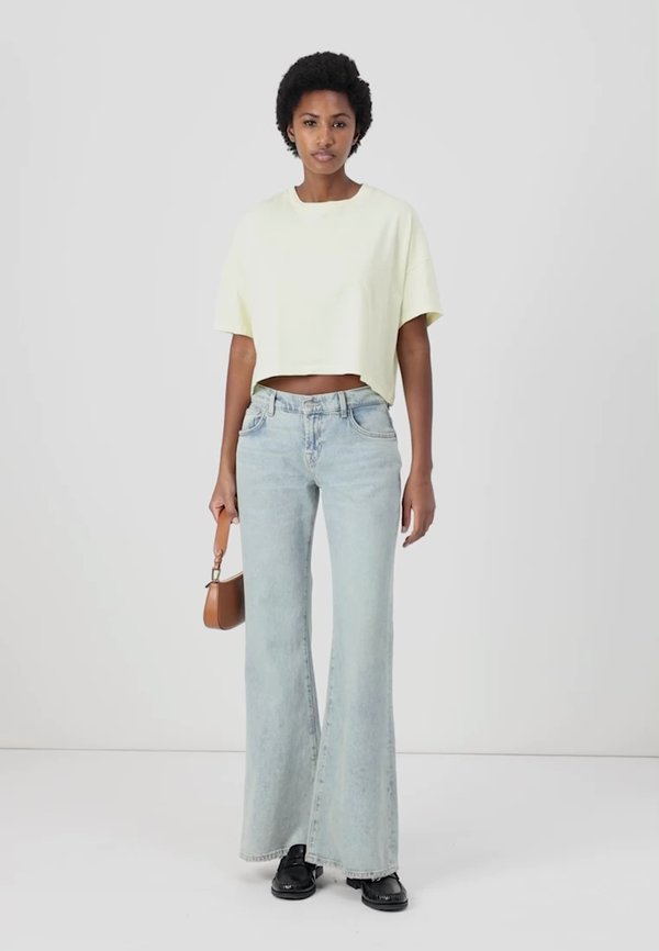 OUKY - Basic T-shirt - creme anglaise vintage3