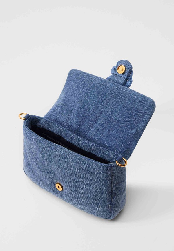 ICONIC SNAKE PUFFY - Cross body bag - indaco chiaro2