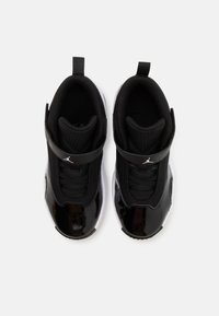 Jordan JORDAN MAX AURA 6 UNISEX - Sneakers basse - black/white