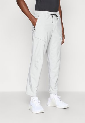 PANT CARGO - Pantalon de survêtement - grey fog/black