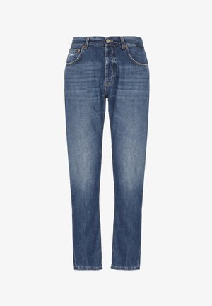 Jeans in denim blu con taglio dritto, dotati di cinque tasche, chiusura con bottone e sottili dettagli di scolorimento sul tessuto.