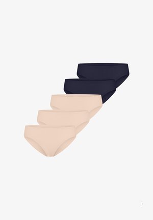 Fünf Damen-Bikini-Unterhosen in Beige und Schwarz, abwechselnd farbig auf weißem Hintergrund angeordnet.