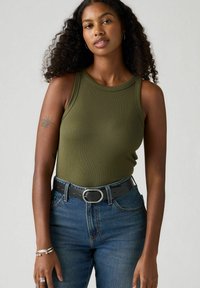 Levi's® Top - sorrel horse