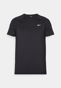 T-shirt de sport noir à manches courtes en tissu lisse et extensible. Il possède un col rond et un petit logo blanc sur la poitrine.