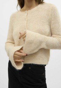 Vero Moda Kardigan - beige