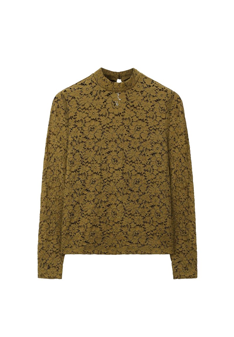 Haut en dentelle vert olive à manches longues avec un motif floral, col montant et fermeture à boutons au dos.