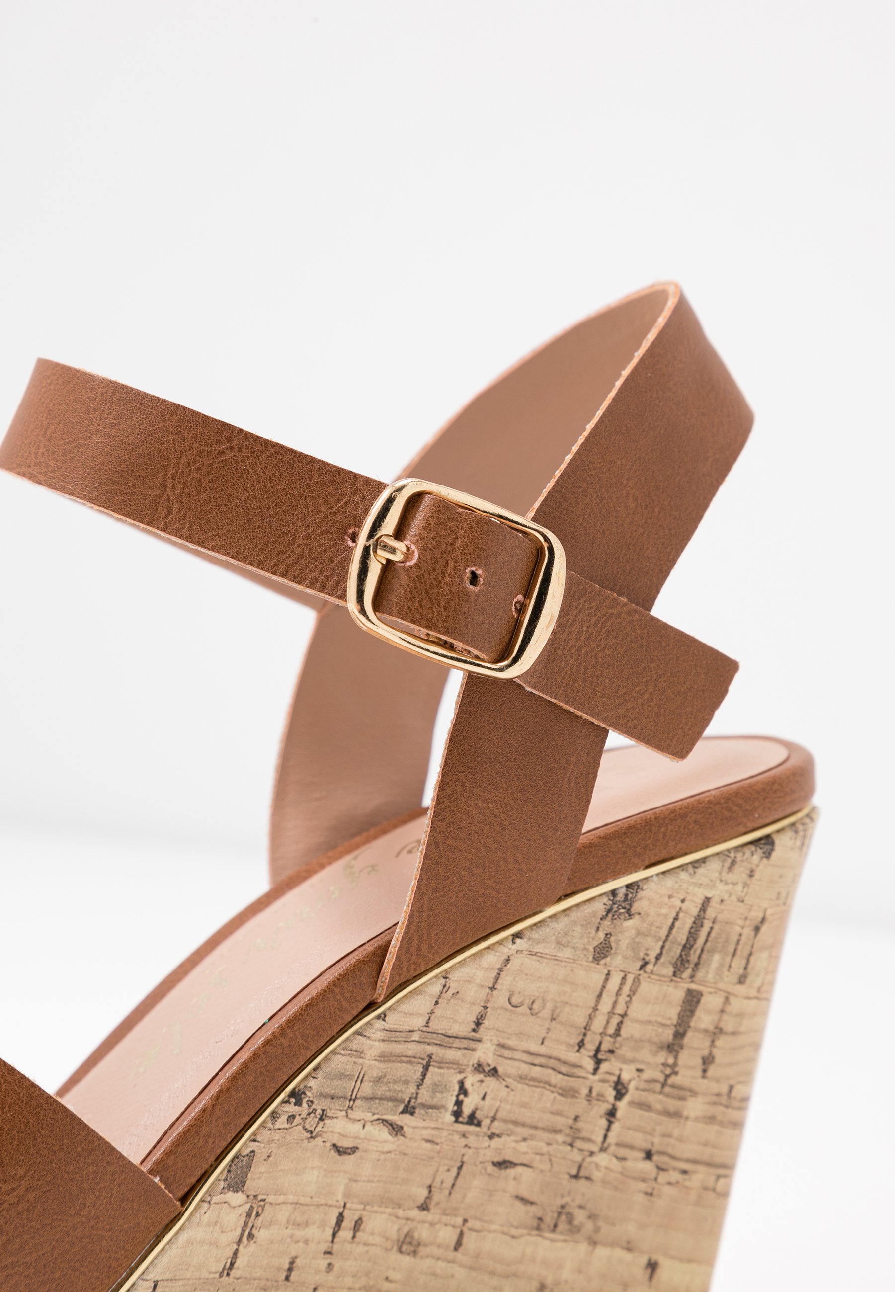 New Look Wide Fit WIDE FIT POSSUM WEDGE - Sandaler med høye hæler - tan New Look Wide Fit WIDE FIT POSSUM WEDGE - Sandaler med høye hæler - tan