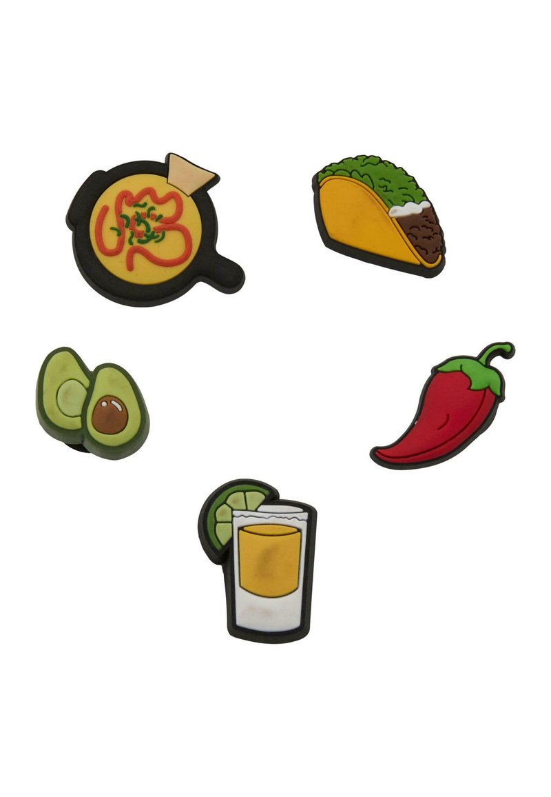 Zestaw pięciu gumowych magnesów o tematyce żywności: patelnia z żółtym nadzieniem, taco, połówki awokado, koktajl z limonką i czerwona papryczka chili.