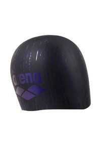 Gorro de natación de silicona negra con acentos morados y un patrón distintivo, que presenta el logo "arena" en letras moradas en negrita. Textura suave, forma redondeada.
