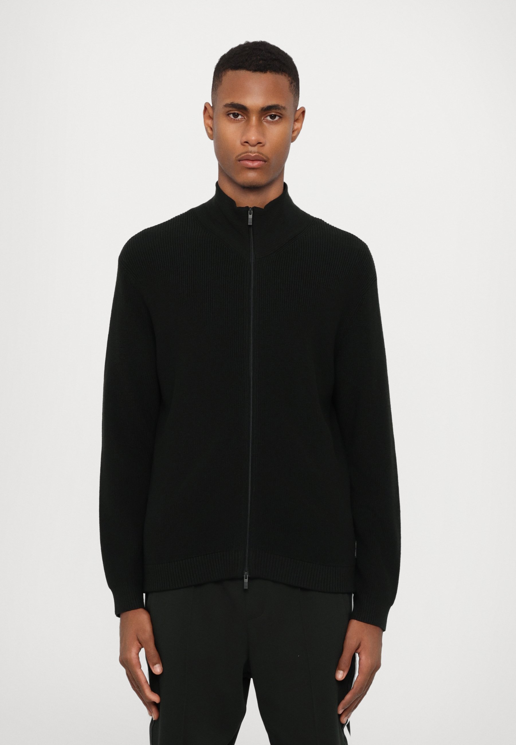 ARMANI EXCHANGE Black Full Zip Knit Amazon.com: Armani Exchange 