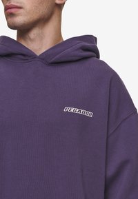 Pegador Luvtröja - purple