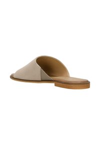 Sandali slip-on beige con tomaia in morbido suede, punta aperta rotonda e sottofoot in pelle liscia. Design minimalista con suola piatta e durevole.