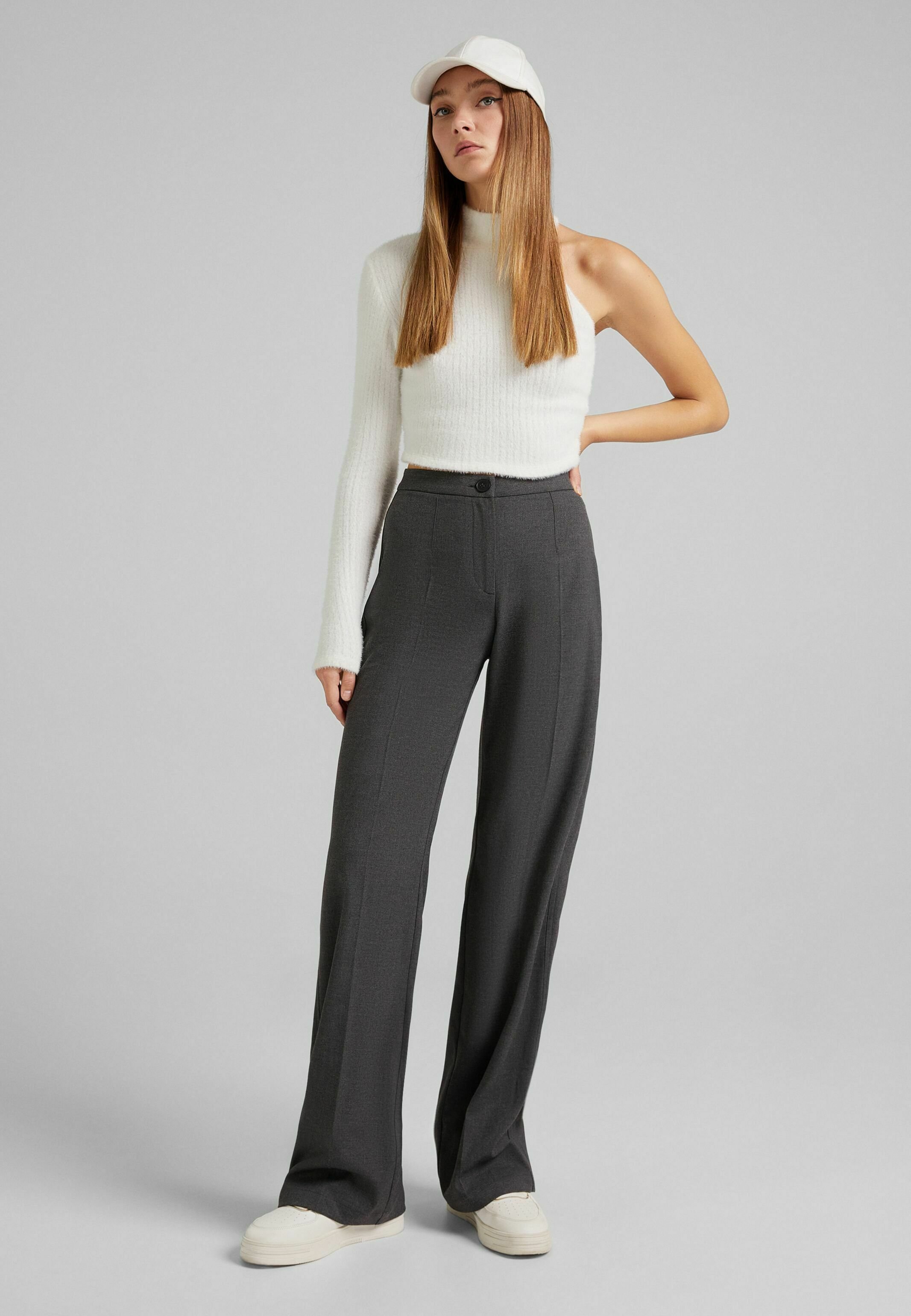 pantaloni a palazzo bershka