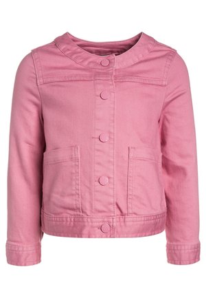 Pink denimjakke med rundet krave, knaplukning foran, to store lommer og lange ærmer. Glat tekstur og klassisk design.