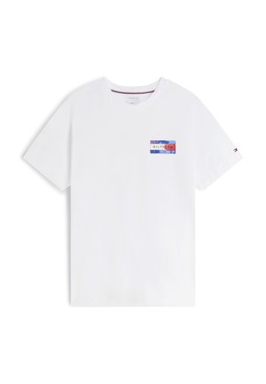 Tommy Hilfiger, BRAND LOVE BACK FLAG GRAPHIC TEE - T-Shirt print - white