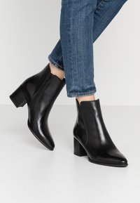 Anna Field LEATHER - Classic ankle boots - black - Zalando.co.uk