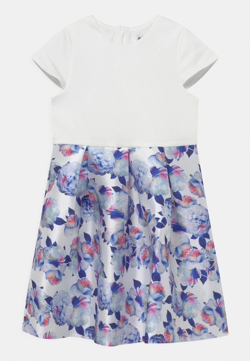 Robe blanche à manches courtes avec un corsage ajusté et une jupe évasée ornée d'un motif floral bleu, rose et violet.