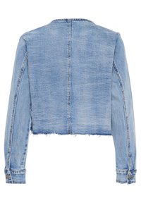 Jachetă din denim albastru deschis, croială scurtă, cusături vizibile și margine desfăcută, mâneci lungi cu mansete cu nasturi, spate curat fără embellishments.