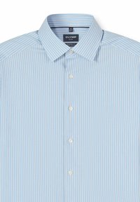 Hellblau gestreiftes Hemd mit Button-Down-Kragen, mit vertikalen Streifen in unterschiedlichen Breiten und klassischer Knopfleiste. Baumwollstoff.