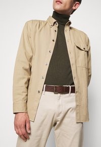Barbour REVERSIBLE TARTAN BELT - Riem - brown